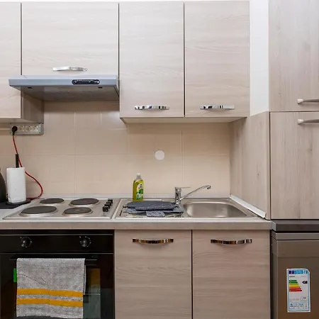 1 Bedroom Beautiful In