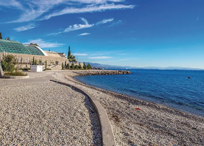 1 Bedroom Beautiful In