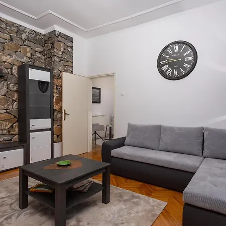 1 Bedroom Beautiful In * Rijeka