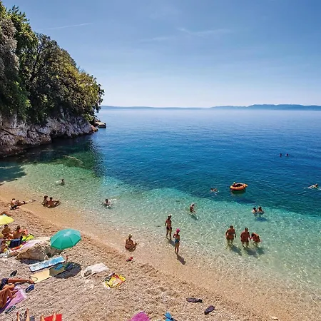 1 Bedroom Beautiful In * Rijeka