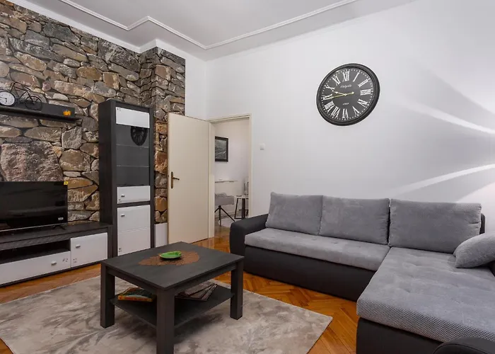 1 Bedroom Beautiful In * Rijeka