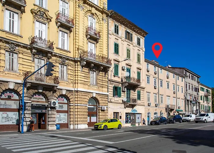 1 Bedroom Beautiful In Appartement Rijeka